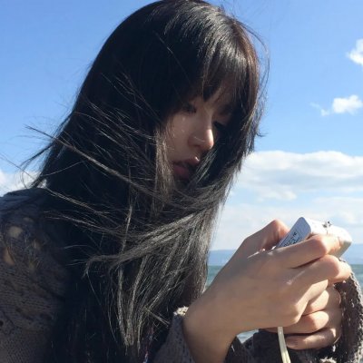伴游女王